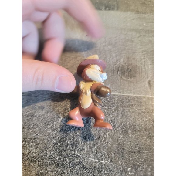 Disney Chip and Dale range Trooper outfit toy figure - Picture 2 of 6